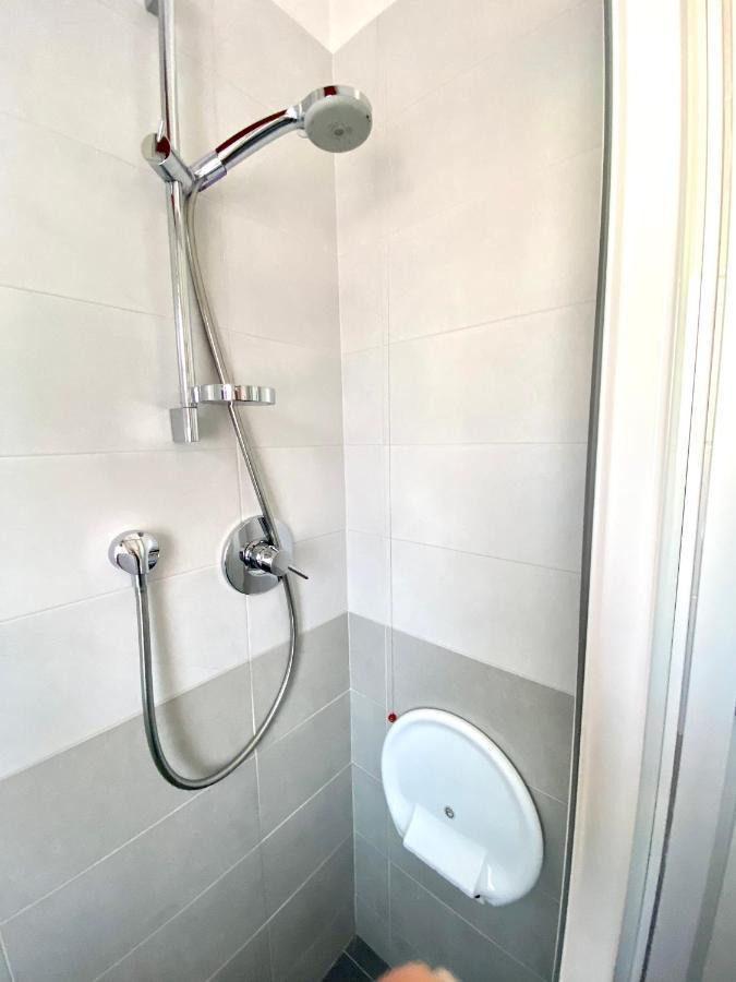 Monolocale Con Terrazzo Alle Porte Di Milano Bresso Zewnętrze zdjęcie