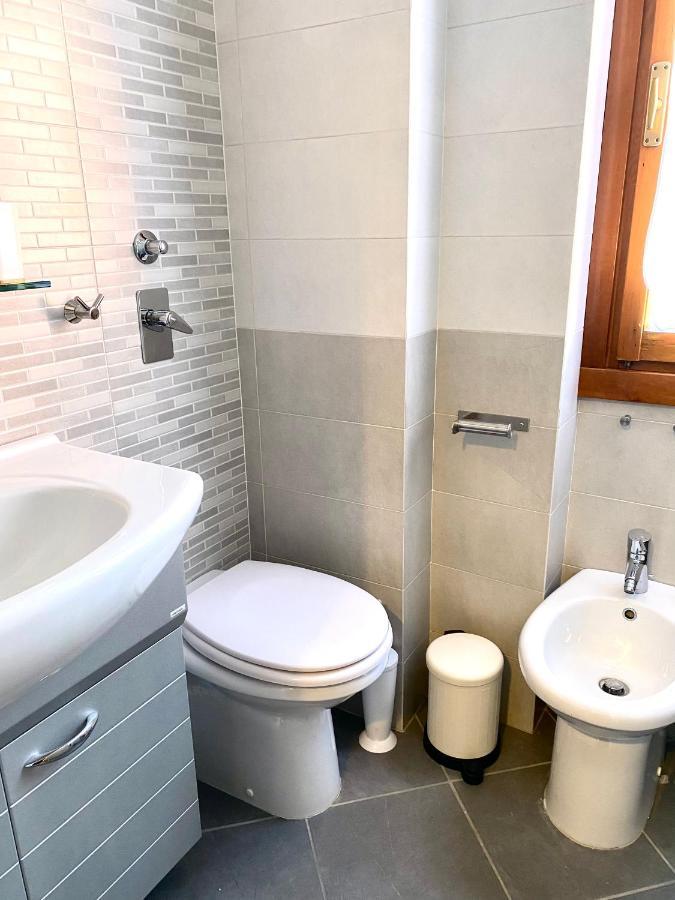 Monolocale Con Terrazzo Alle Porte Di Milano Bresso Zewnętrze zdjęcie